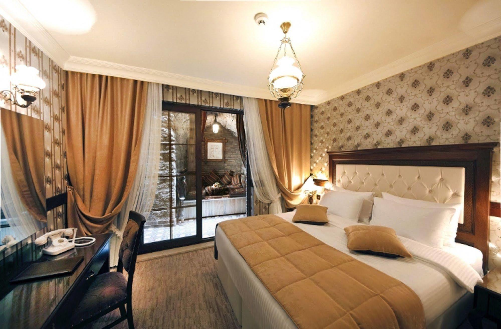 Divalis Hotel Истанбул Екстериор снимка